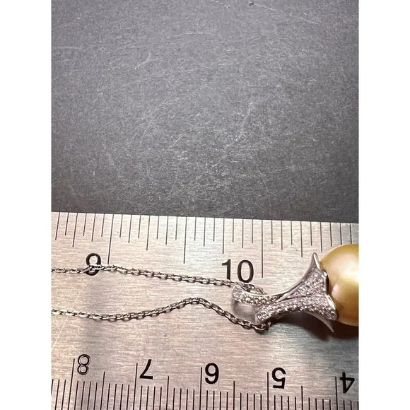 South seas pearl pendant and chain in sterling silver - Picture 6 of 11